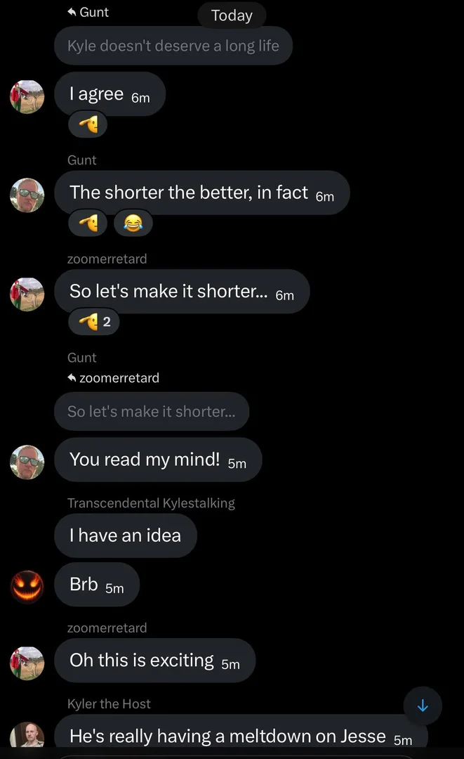 FaceBookGroupChatLeakScreenshot4.webp