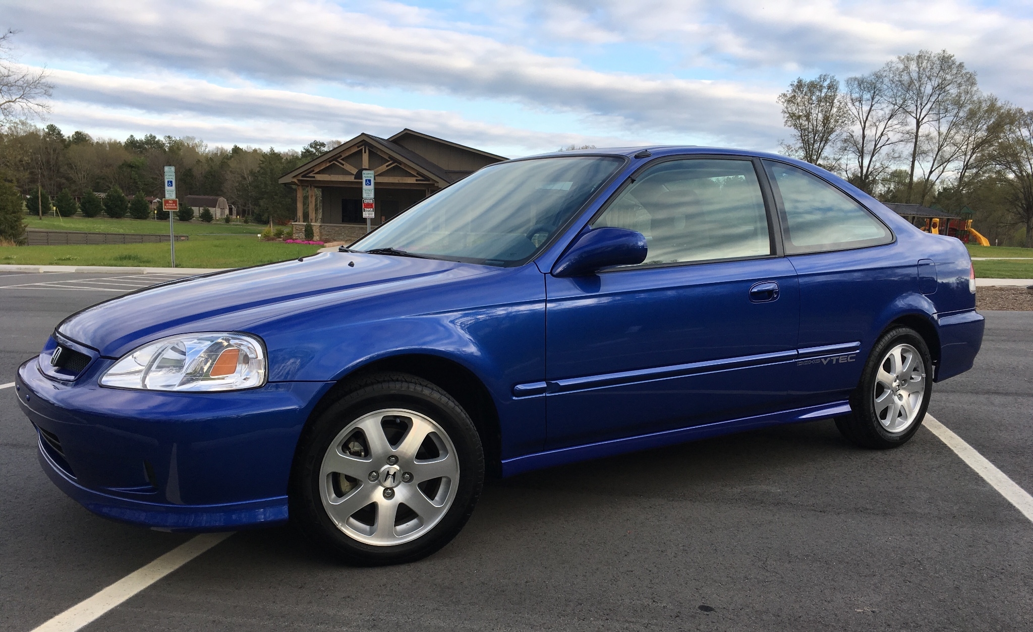 Honda-CIvic-Si-EM1-Electron-Blue-Pearl-12k-mile-03-e1524559597810.jpg